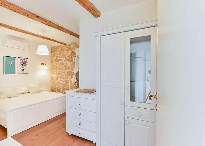 Nyaraló House With A Parking Space Pakostane, Biograd - 18982